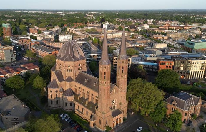 uden